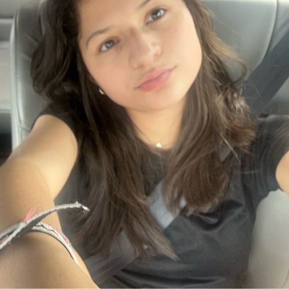 Meet your Posher, Maya - Picture 1 of 1